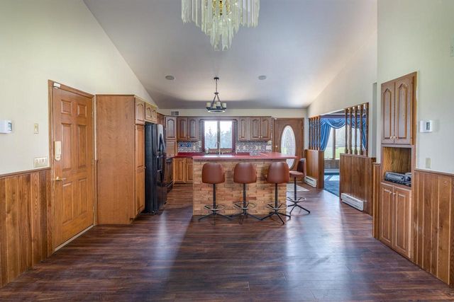 N4575 LARRY ROAD, New London, WI 54961