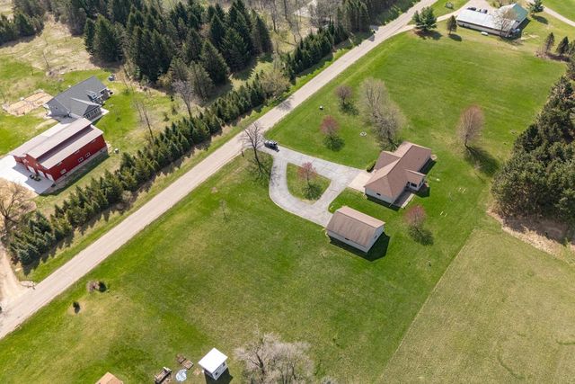 N4575 LARRY ROAD, New London, WI 54961
