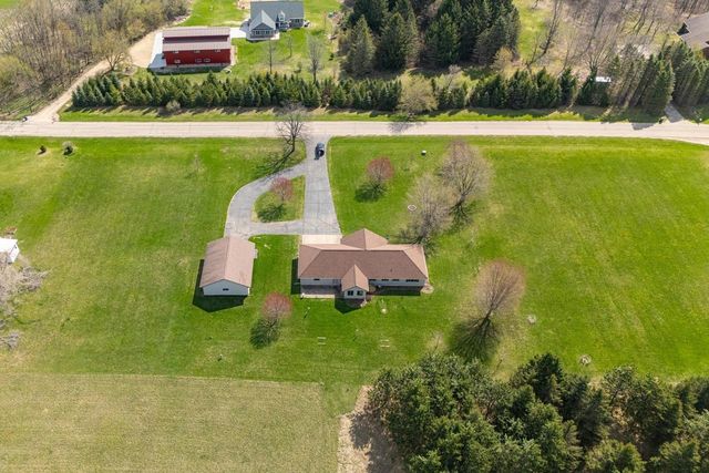 N4575 LARRY ROAD, New London, WI 54961
