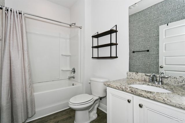 8038 Burnside Loop, Pensacola, FL 32526