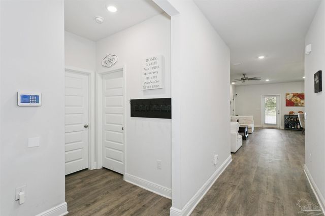 8038 Burnside Loop, Pensacola, FL 32526