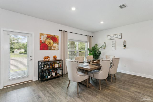 8038 Burnside Loop, Pensacola, FL 32526