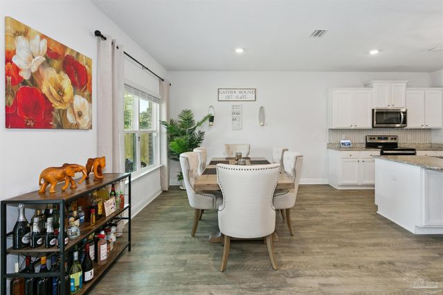 8038 Burnside Loop, Pensacola, FL 32526