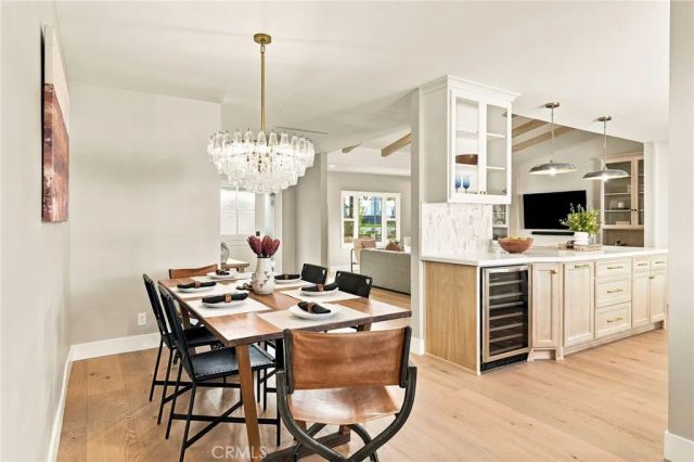 226 Santa Isabel Ave, Costa Mesa, CA 92627