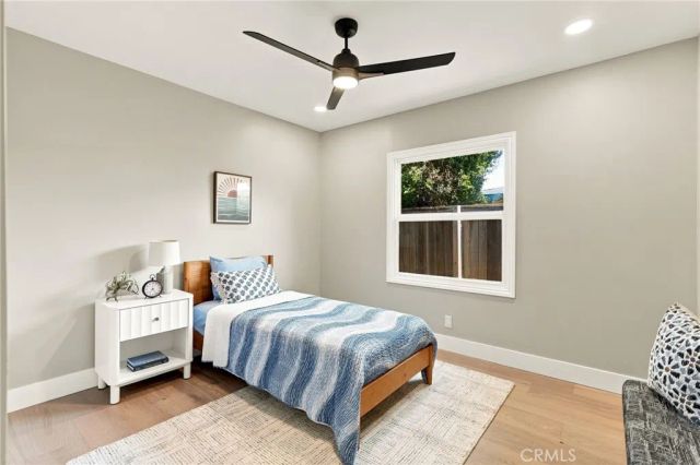 226 Santa Isabel Ave, Costa Mesa, CA 92627