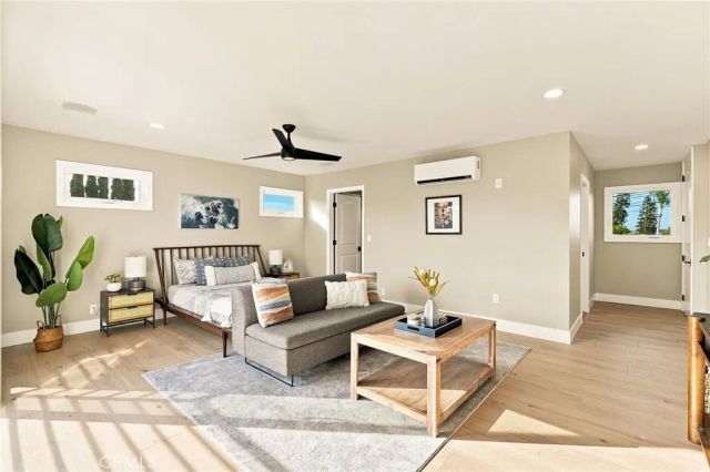 226 Santa Isabel Ave, Costa Mesa, CA 92627