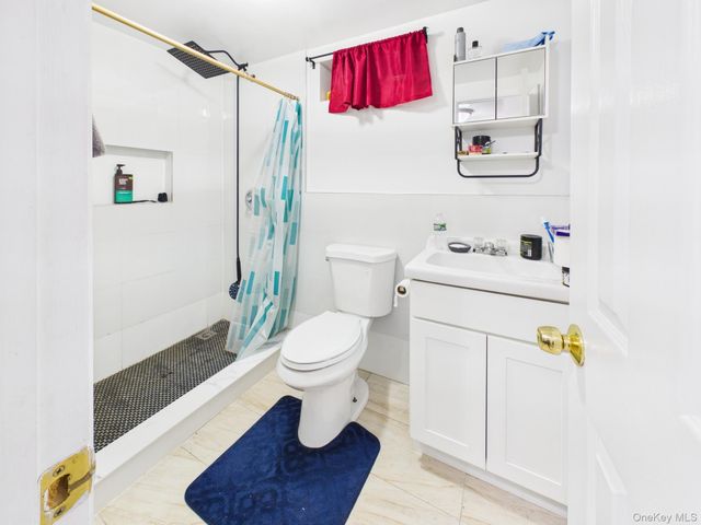 2858 E 197th Street, Bronx, NY 10461