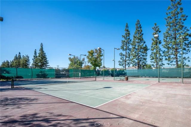 1756 Shady Oaks Ct, Azusa, CA 91702