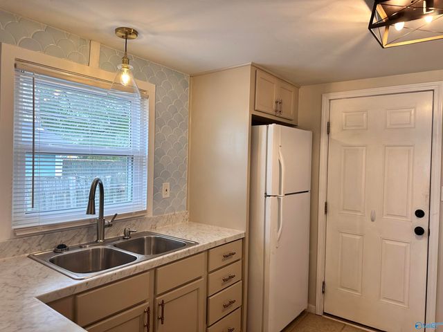 1508 Mckinley Avenue, Huntsville, AL 35801