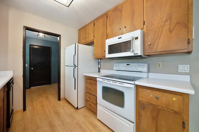 2917 Shadow Ln, Pollock Pines, CA 95726