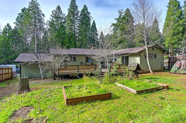 2917 Shadow Ln, Pollock Pines, CA 95726