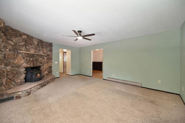 2917 Shadow Ln, Pollock Pines, CA 95726