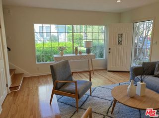 1037 S Longwood Avenue, Los Angeles, CA 90019