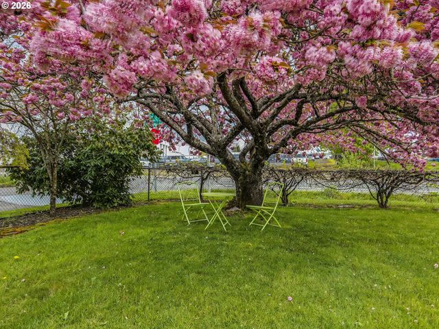 1780 Se 2ND Pl, Gresham, OR 97080