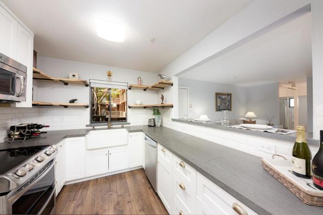 2425 S Norfolk Street 204, San Mateo, CA 94403