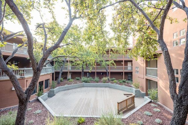 2425 S Norfolk Street 204, San Mateo, CA 94403