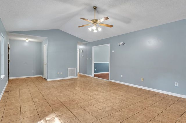 109 Georges Knoll, Easley, SC 29640