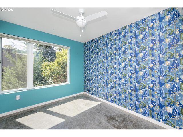 4262 Se Belmont St 201, Portland, OR 97215