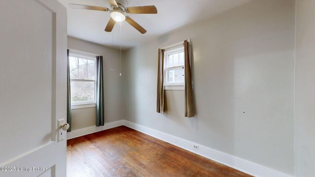 1034 Dixon Ave, Louisville, KY 40217