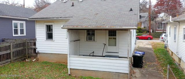 1034 Dixon Ave, Louisville, KY 40217