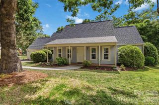 4710 Benridge Lane, Charlotte, NC 28226