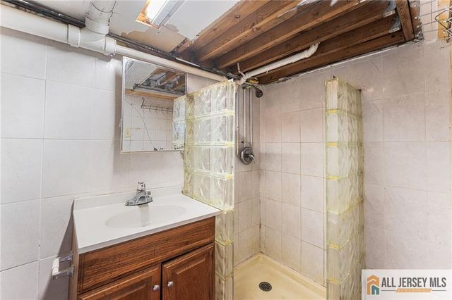 61 Jackson Street, South River, NJ 08882