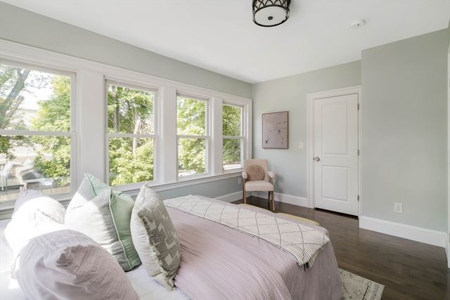 15 Monument Street, Medford, MA 02155