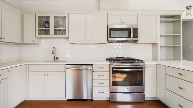15 Monument Street, Medford, MA 02155