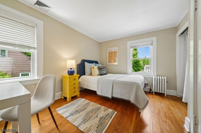 20 Euclid Pl, Montclair Twp., NJ 07042