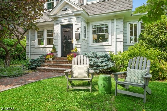 20 Euclid Pl, Montclair Twp., NJ 07042