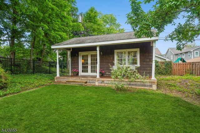 20 Euclid Pl, Montclair Twp., NJ 07042