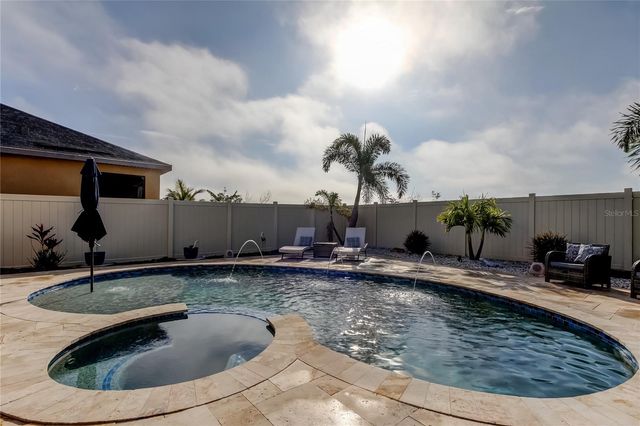 10141 NEWMINSTER LOOP, Ruskin, FL 33573