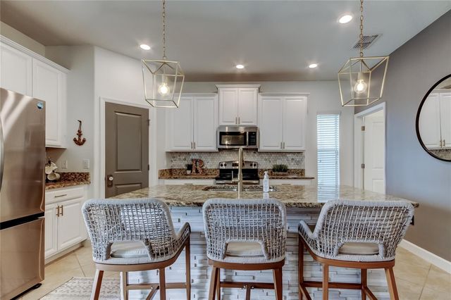 10141 NEWMINSTER LOOP, Ruskin, FL 33573