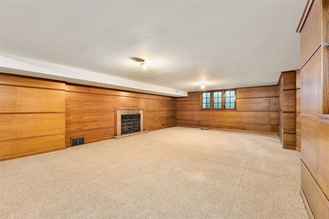 1615 Park Avenue, Eau Claire, WI 54701