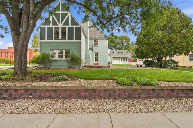 1615 Park Avenue, Eau Claire, WI 54701