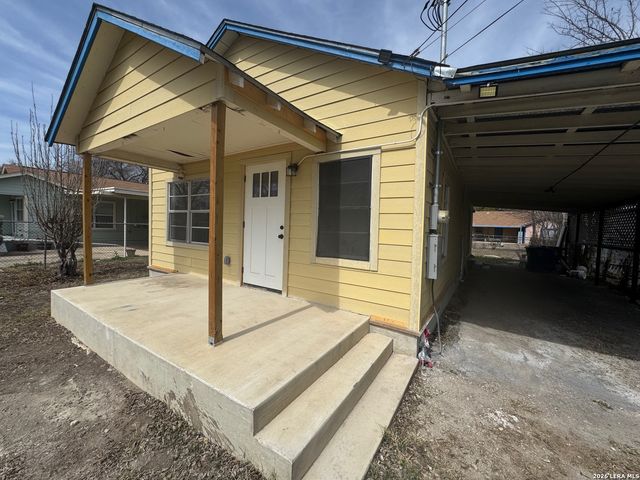 1409 Flanders, San Antonio, TX 78211