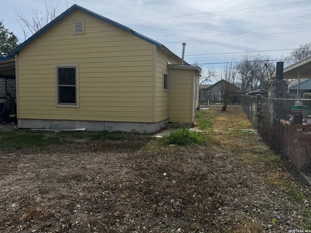 1409 Flanders, San Antonio, TX 78211