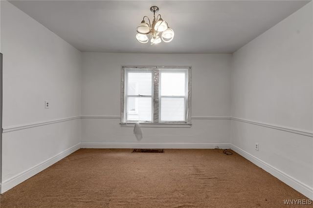 62 Pine Ridge Road, Cheektowaga, NY 14211