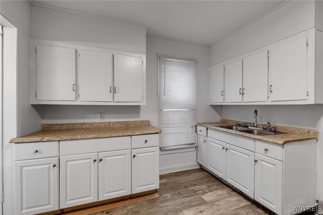 62 Pine Ridge Road, Cheektowaga, NY 14211