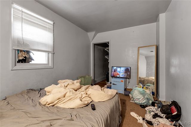 62 Pine Ridge Road, Cheektowaga, NY 14211