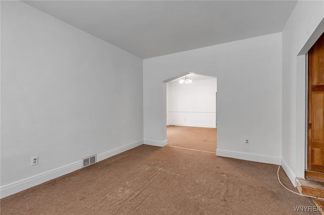 62 Pine Ridge Road, Cheektowaga, NY 14211