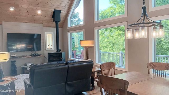 175 Pin Oak Ridge, Murphy, NC 28906