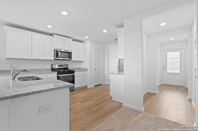 3439 Warlow Branch, San Antonio, TX 78109