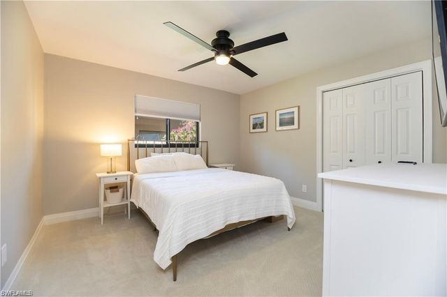 552 97th AVE N, Naples, FL 34108