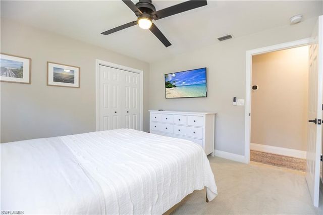 552 97th AVE N, Naples, FL 34108