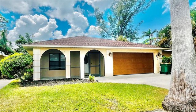 552 97th AVE N, Naples, FL 34108