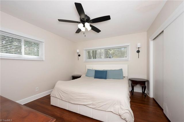 2855 Loch Drive, Winston-salem, NC 27106