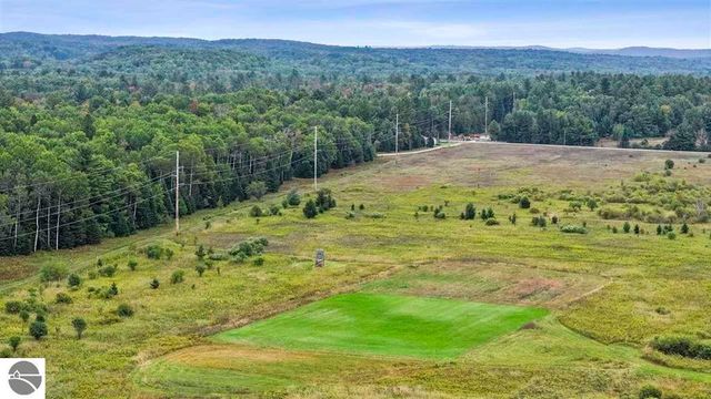 2322 N M-66, East Jordan, MI 49727