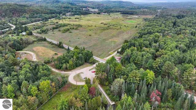 2322 N M-66, East Jordan, MI 49727