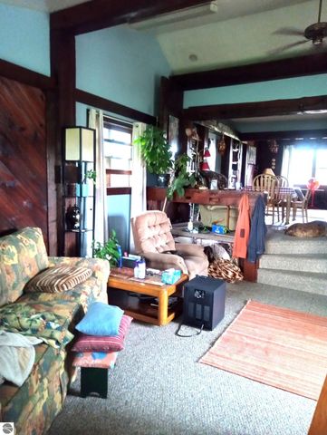 2322 N M-66, East Jordan, MI 49727